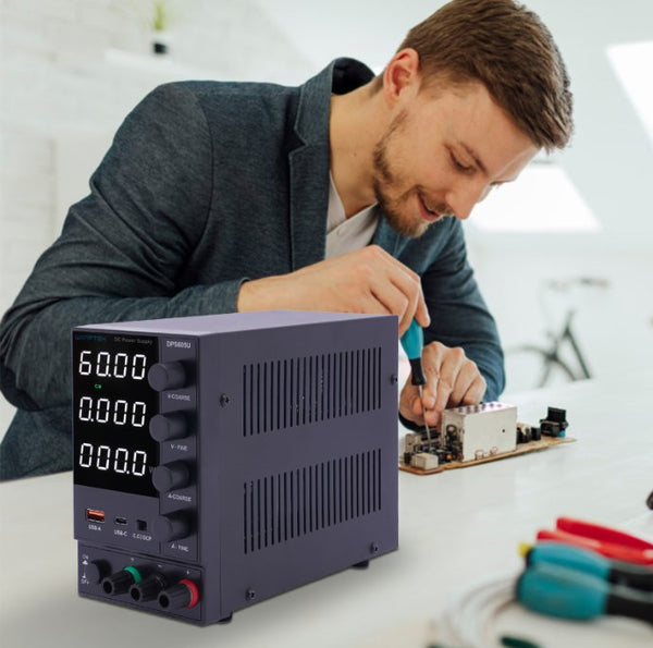 0-60V 5A Stromversorgungen Regelbares Labornetzgerät DC Netzteil