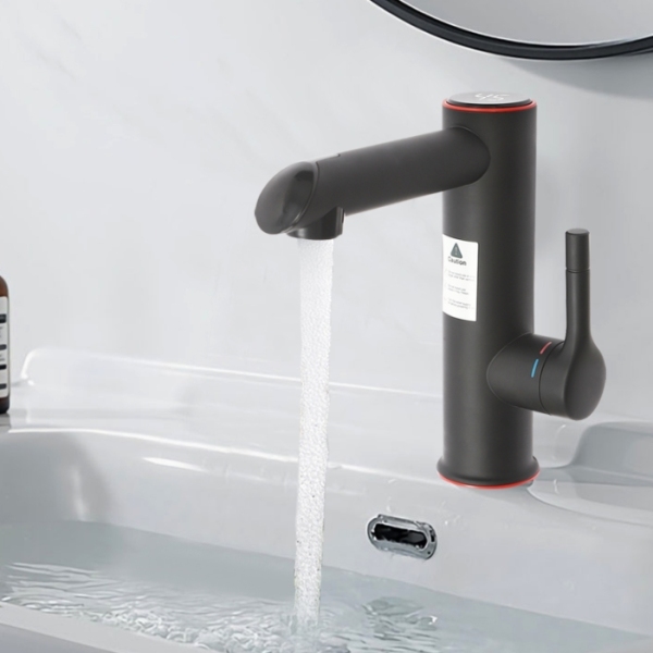 Elektrischer Warmwasserhahn aus Edelstahl, Digitalanzeige, 360°-Drehung, Warm- und Kaltwassereinstellung