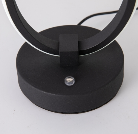 Moderne Nachttischlampe RGBW Spiral Tischlampe Touch Dimmbar 10-Farbiges Tischleuchte [Energieklasse E]